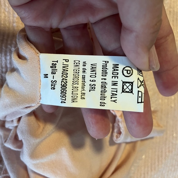 KIKISIX two piece pale pink sparkly set. Size small! - Picture 5 of 15